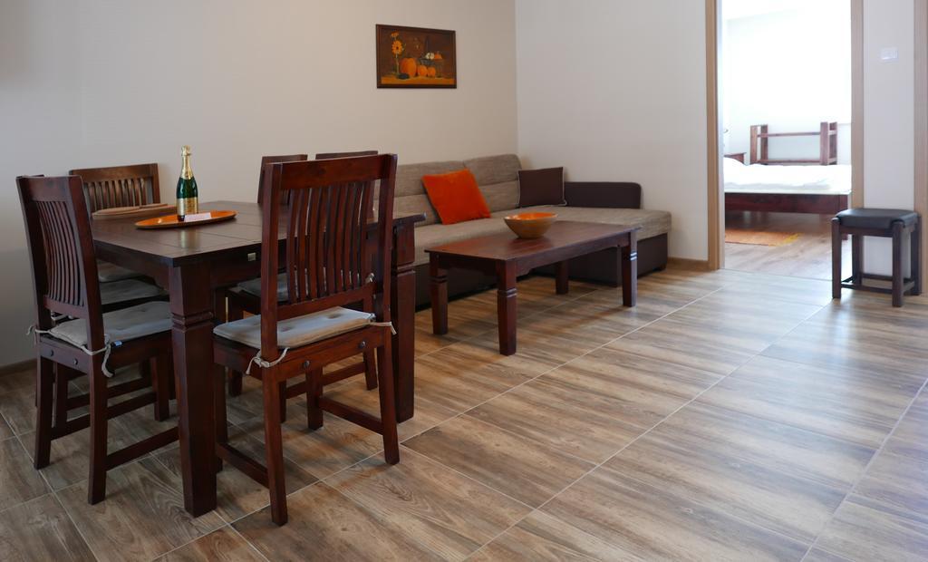 Apartment Adriana 10E, Vysoke Tatry, High Tatras Veľký Slavkov المظهر الخارجي الصورة