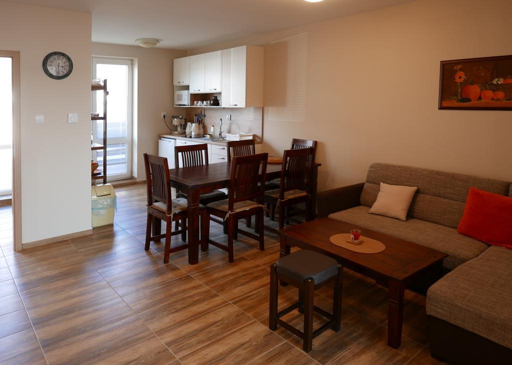 Apartment Adriana 10E, Vysoke Tatry, High Tatras Veľký Slavkov المظهر الخارجي الصورة
